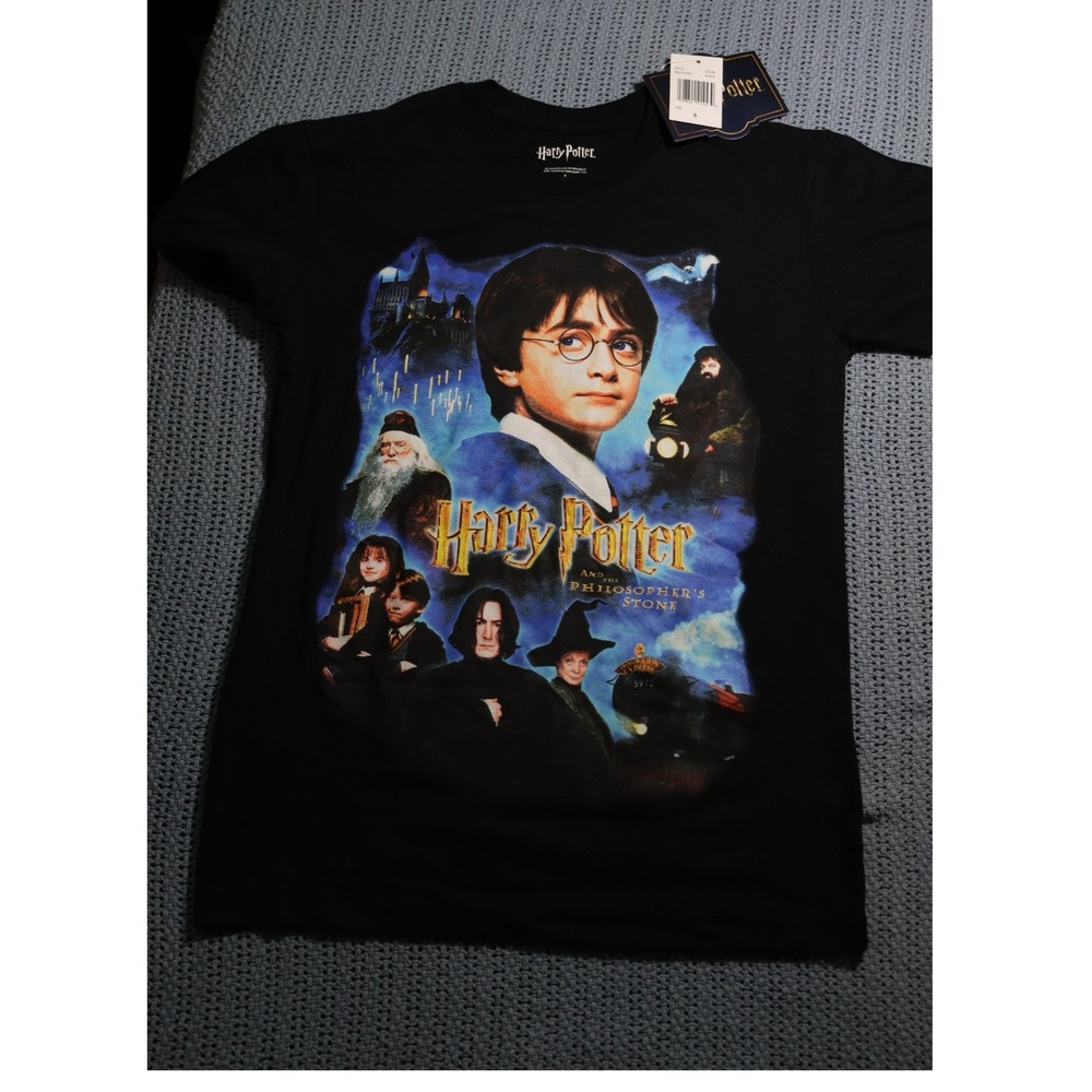 Harry Potter Philosopher's Stone Graphic T-Shirt Black Small HPQ037AUAFWP12 NWT